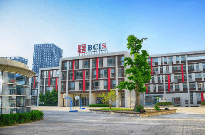 北京樂成國際學(xué)校圖片