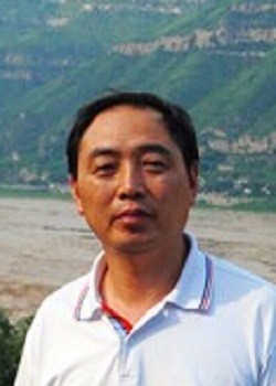 連云港外國(guó)語(yǔ)學(xué)校國(guó)際部薛家平圖片