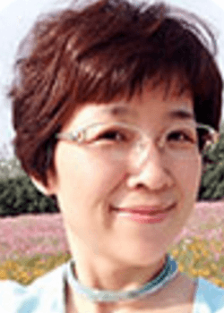 南京外國語學(xué)校國際部李愛云圖片