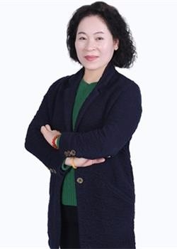 北京新亞學(xué)校梁曉榕圖片