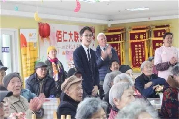 美國Lee Academy高級中學(xué)（上影校區(qū)）養(yǎng)老院公益活動圖集