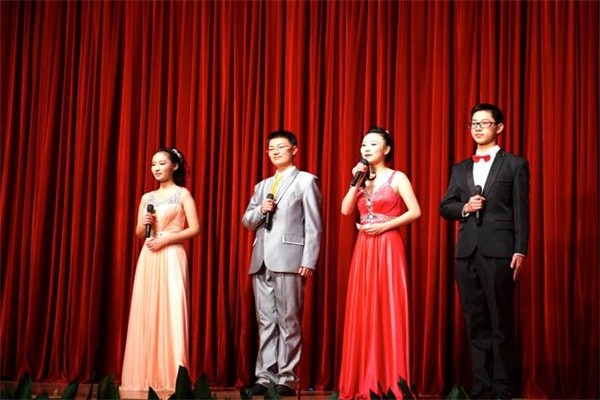 杭州外國語劍橋高中文藝匯演圖集