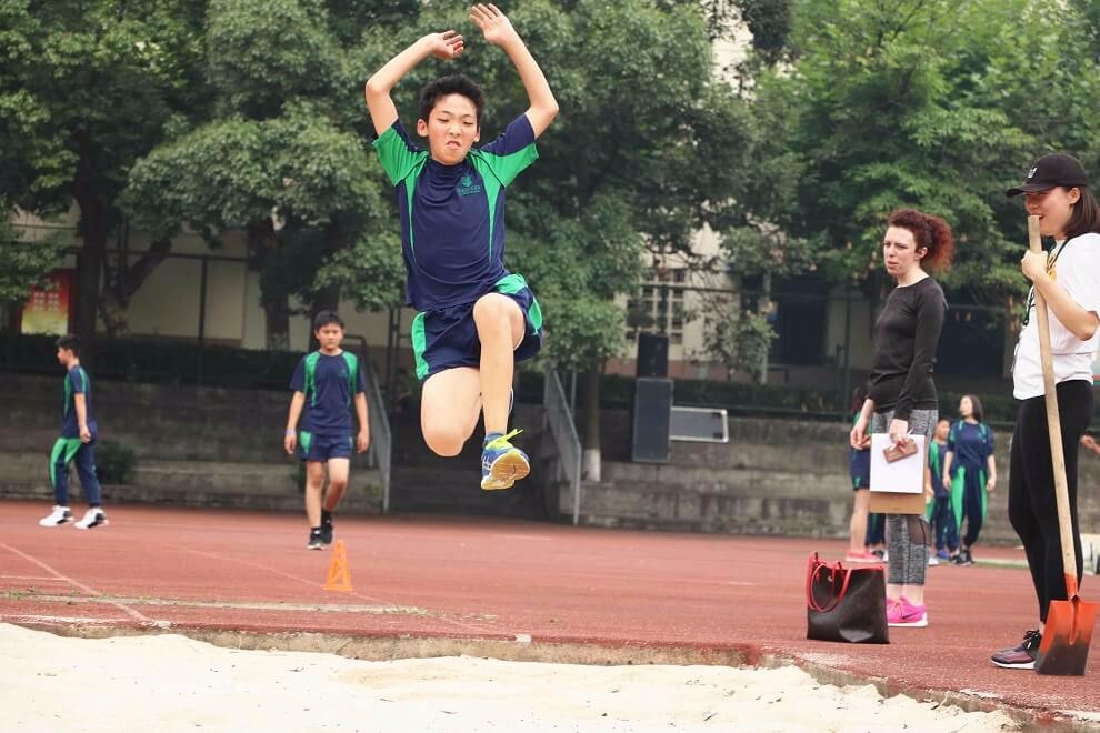成都墨爾文學(xué)校運動會活動圖集
