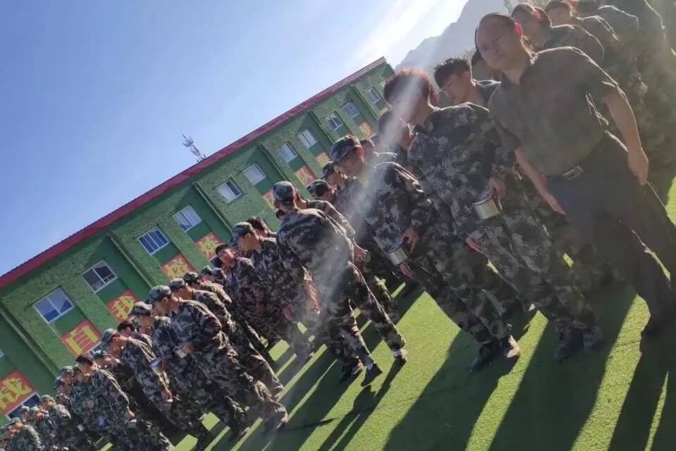 北京王府學校軍訓活動圖集