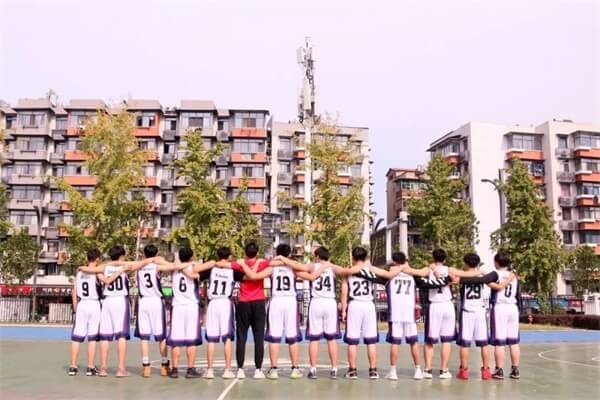 武漢市第六中學(xué)國際部籃球活動圖集