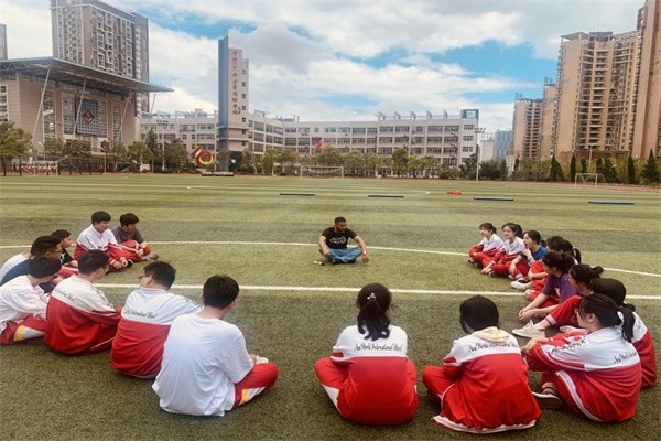 貴陽一中新世界國際學(xué)校國際部戶外活動圖集