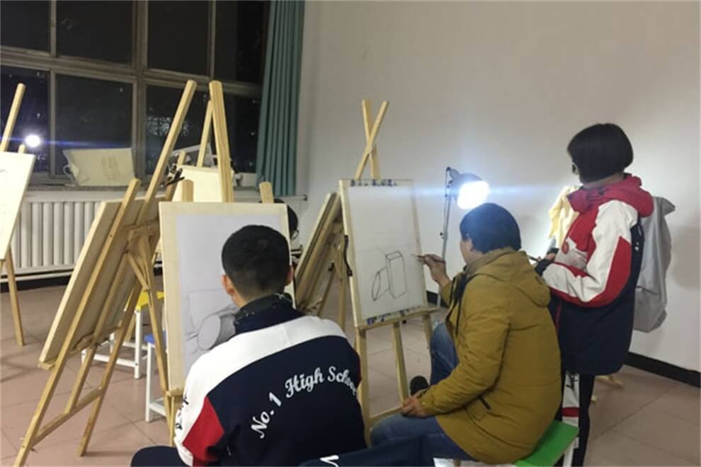 河北聯(lián)邦國(guó)際學(xué)校國(guó)際部畫畫圖集