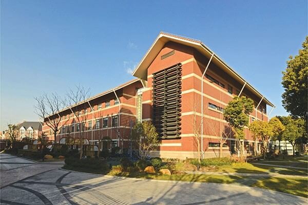 上海德威外籍人員子女學(xué)校小學(xué)部圖集