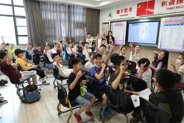 合肥新華公學(xué)英語特訓(xùn)夏令營圖集