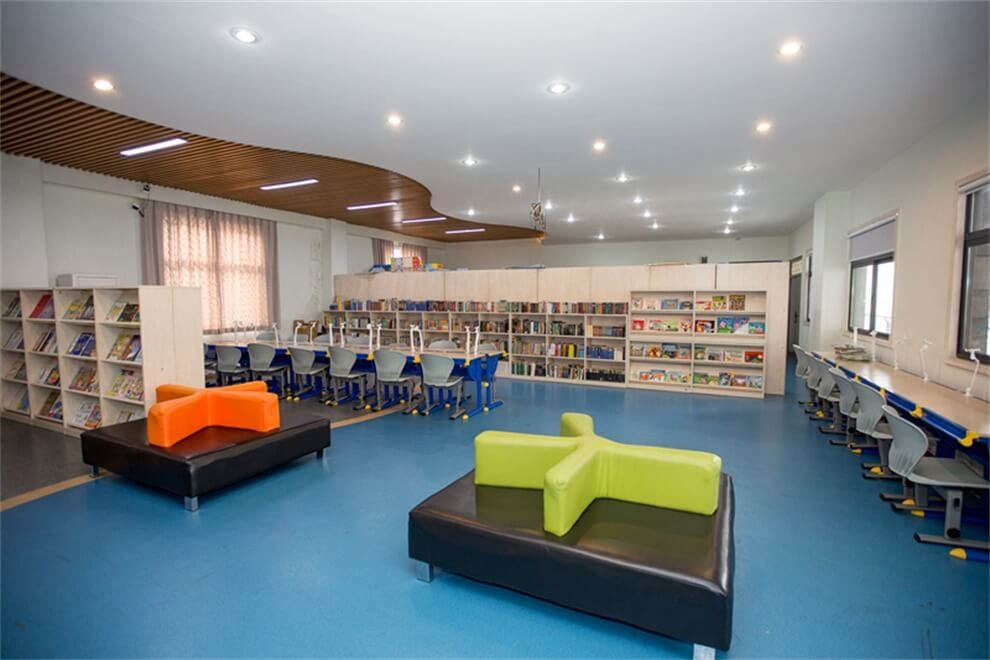 福州西湖國際學校圖書館圖集