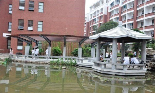 長(zhǎng)沙市長(zhǎng)郡中學(xué)國(guó)際部澄池圖集