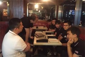 哈博學(xué)子與巴菲特的大廚面對面圖片