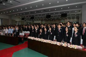 南京外國語國際部畢業(yè)典禮宣誓儀式！圖片