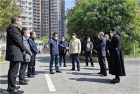 武漢市洪山高級(jí)中學(xué)國際部復(fù)課啦圖片
